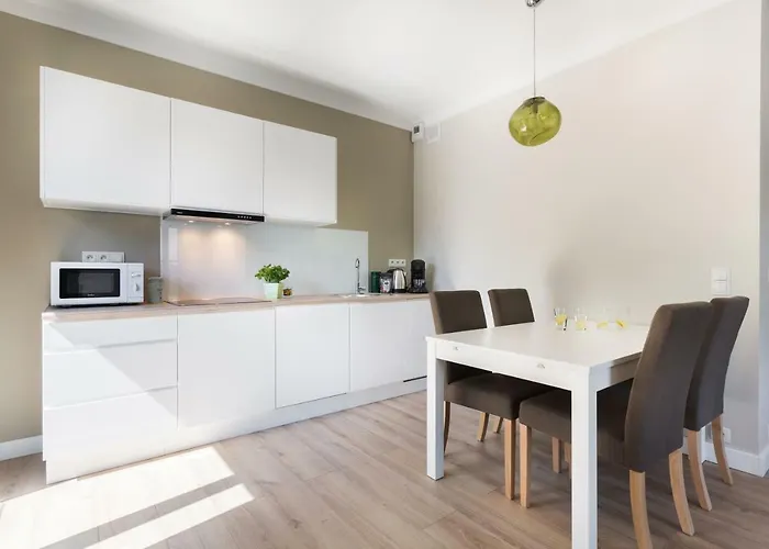 Liza Lux I Old Town 波兹南